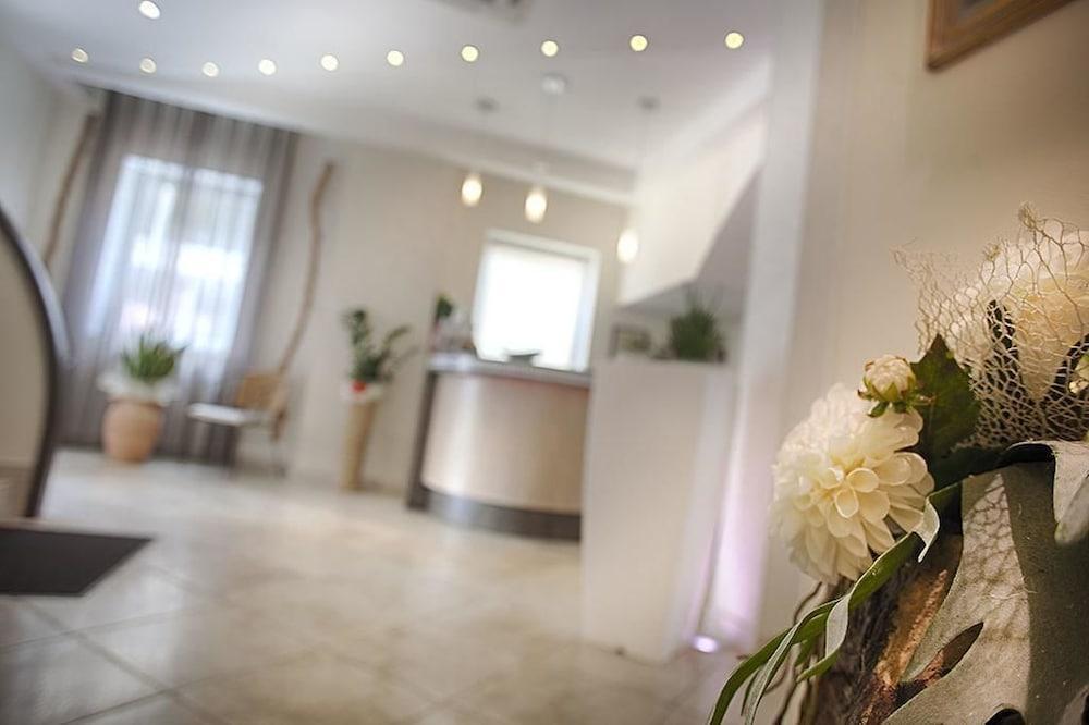 Hotel Brienz Белларія-Іджеа-Марина Екстер'єр фото