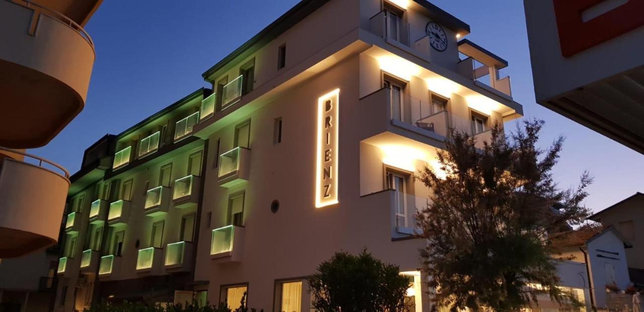 Hotel Brienz Белларія-Іджеа-Марина Екстер'єр фото