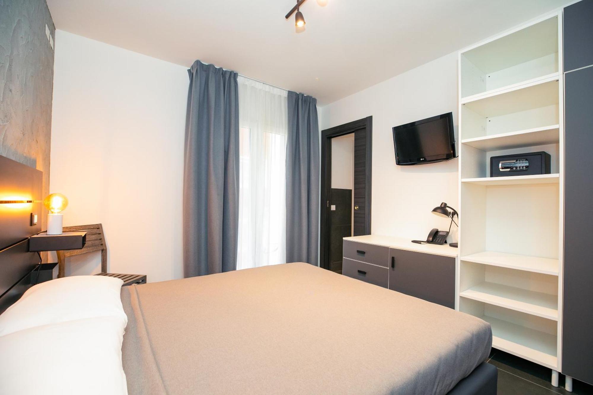 Hotel Brienz Белларія-Іджеа-Марина Екстер'єр фото
