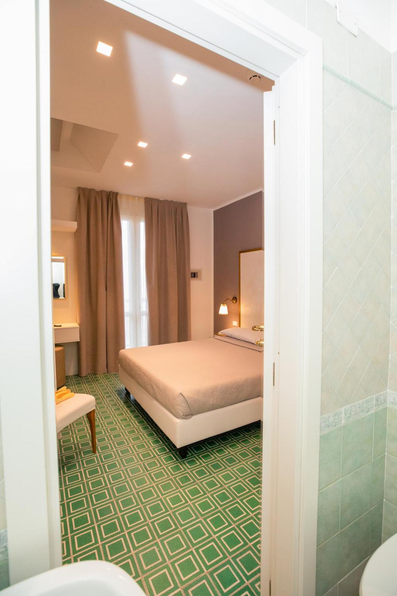 Hotel Brienz Белларія-Іджеа-Марина Екстер'єр фото